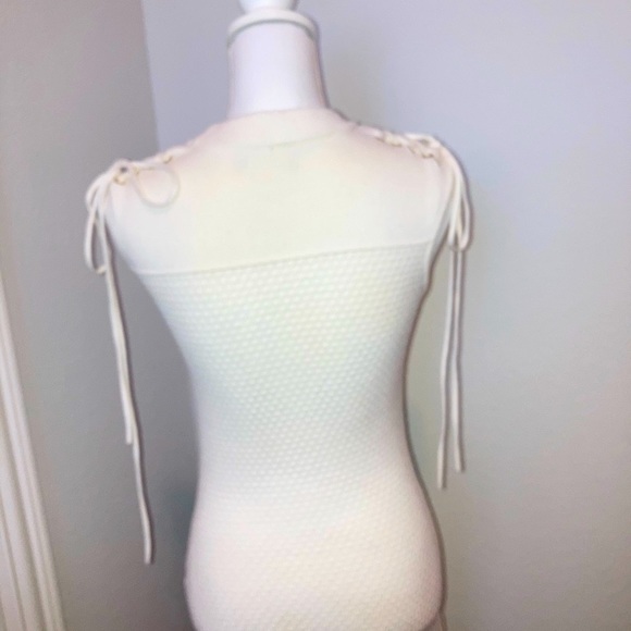 Textured Sweater Dress - Picture 3 of 6